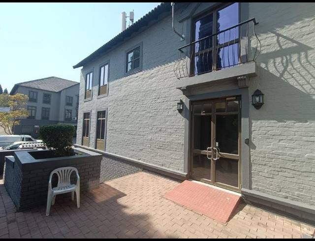 INDUSTRIAL PROPERTY TO RENT IN OLIVEDALE